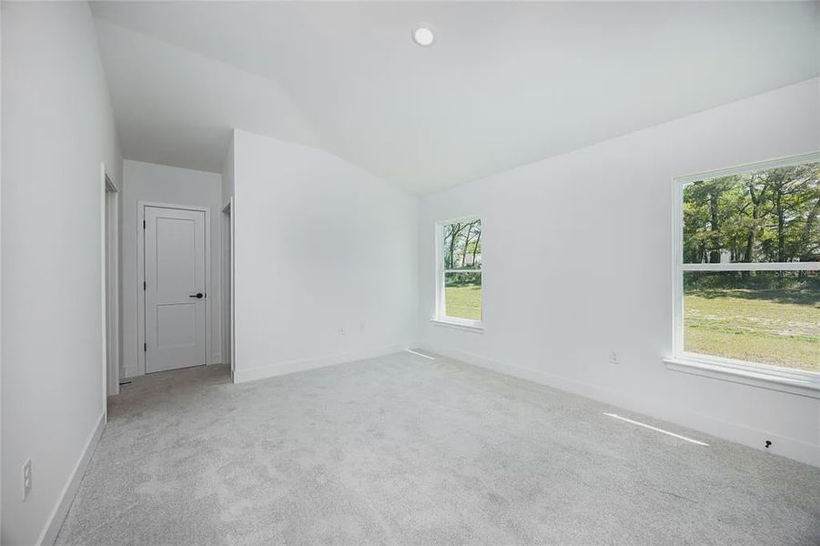 Spacious, unfurnished interior of a new home in Briarwood, Alachua (Image 22). Spacious, unfurnished interior of a new home in Briarwood, Alachua (Image 22).