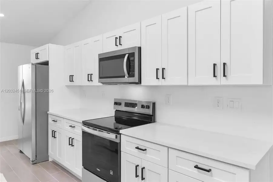 Furnished interior view inside a new home in , Cape Coral (Image 13).