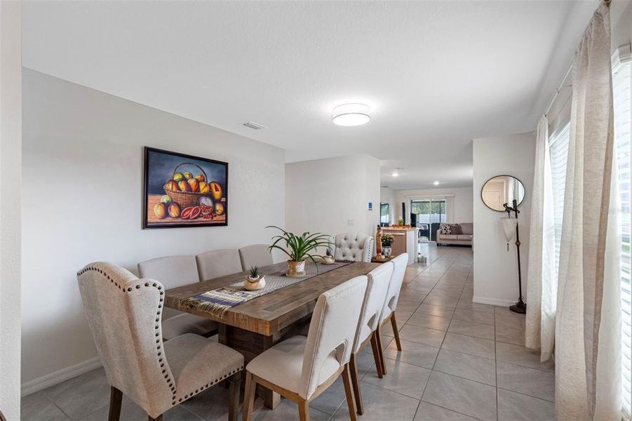 Furnished interior view inside a new home in North Park Isle, Plant City (Image 30). Furnished interior view inside a new home in North Park Isle, Plant City (Image 30).