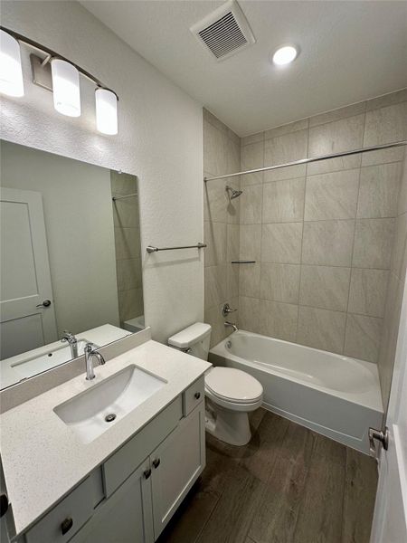 Furnished interior view inside a new home in Briarley, Montgomery (Image 10).