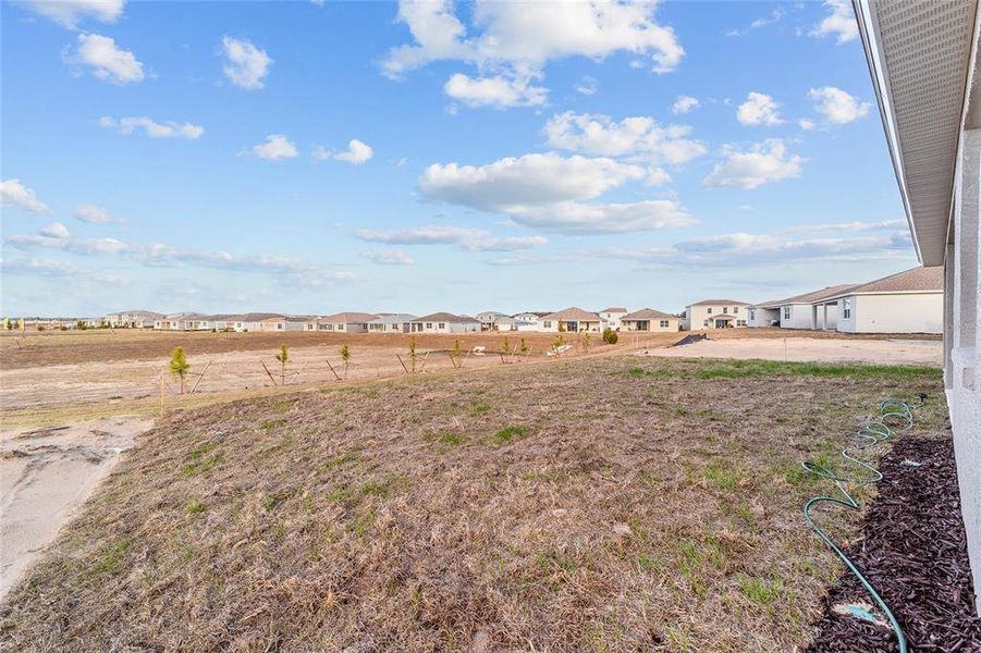 Exterior details and patio area of a home in Calesa Township, Ocala (Image 29).