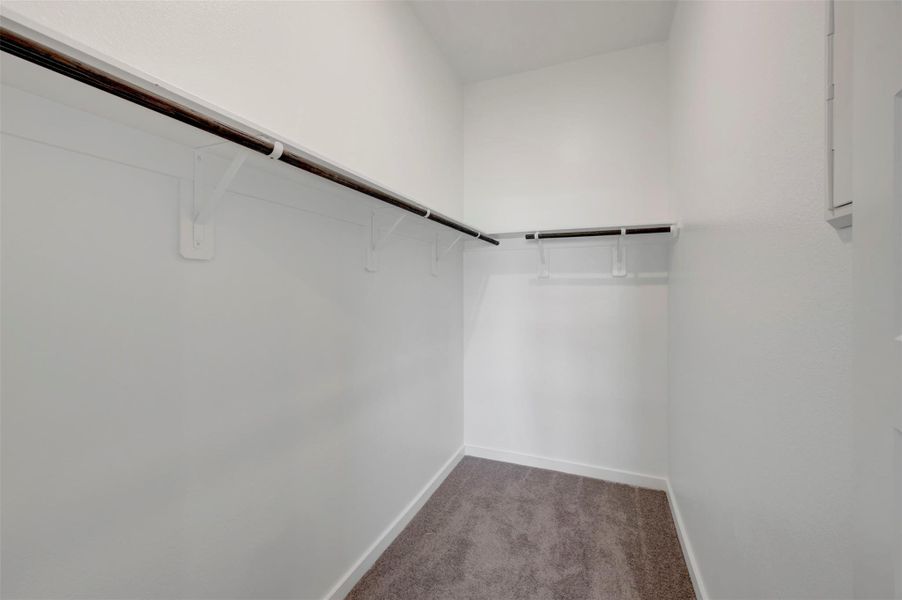 Spacious, unfurnished interior of a new home in Indian Springs, Crosby (Image 16).