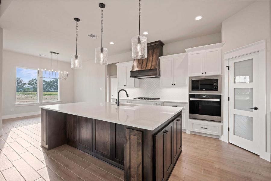 Furnished interior view inside a new home in Prairie Winds Estates, Poolville (Image 34). Furnished interior view inside a new home in Prairie Winds Estates, Poolville (Image 34).