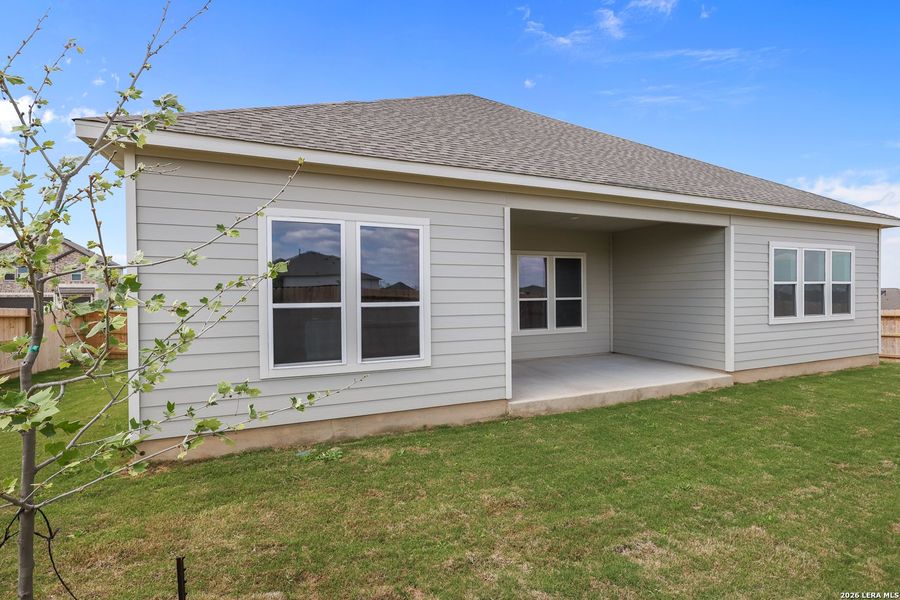 Exterior details and patio area of a home in Homestead, Schertz (Image 3).