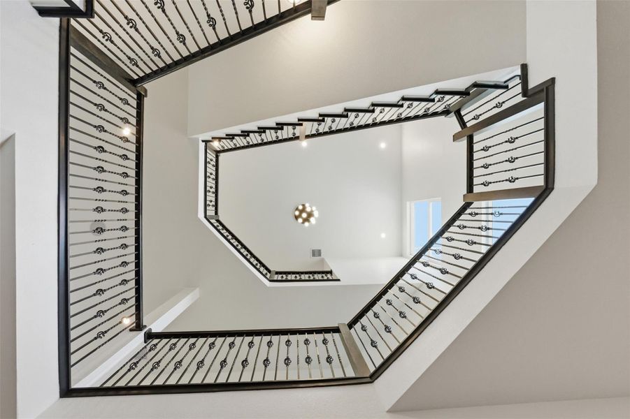 Image 35 of a home in .