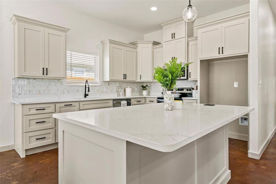 Furnished interior view inside a new home in , Waco (Image 11).