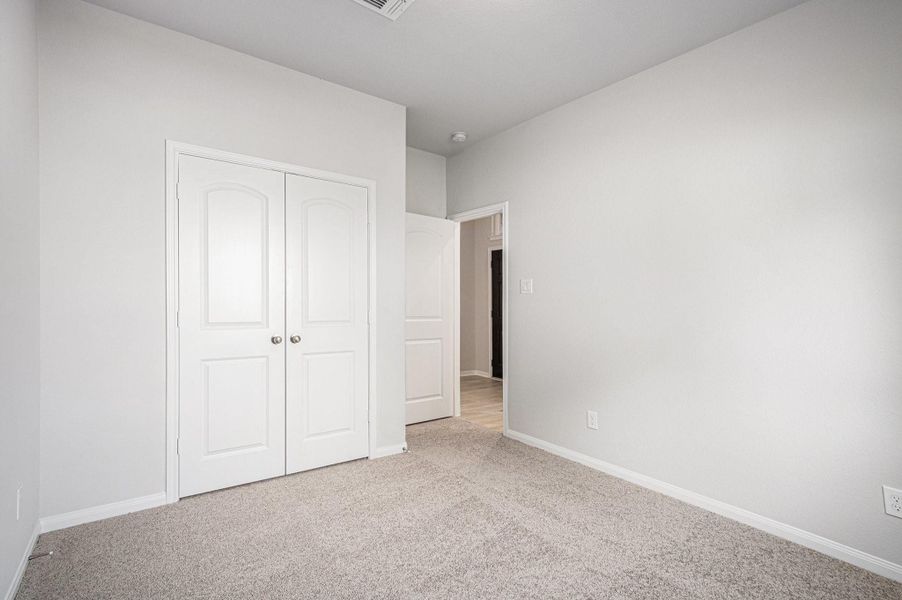 Spacious, unfurnished interior of a new home in , Bay City (Image 28). Spacious, unfurnished interior of a new home in , Bay City (Image 28).