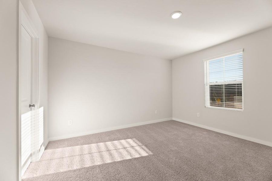 Spacious, unfurnished interior of a new home in Parkview Estates, South Fulton (Image 17).