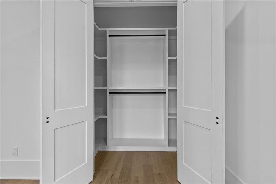 Furnished interior view inside a new home in , Bethlehem (Image 40).