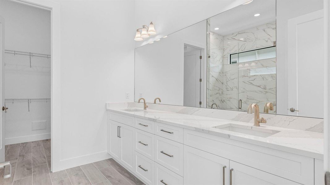 Owner's Bath Owner's Bath