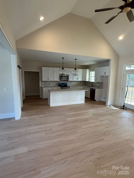 Spacious, unfurnished interior of a new home in , Rock Hill (Image 18).