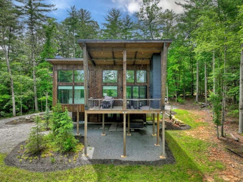 Image 57 of a home in .