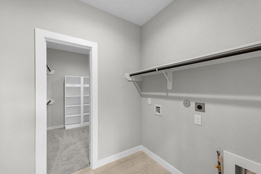 Spacious, unfurnished interior of a new home in Grand Oaks Village, Houston (Image 18). Spacious, unfurnished interior of a new home in Grand Oaks Village, Houston (Image 18).