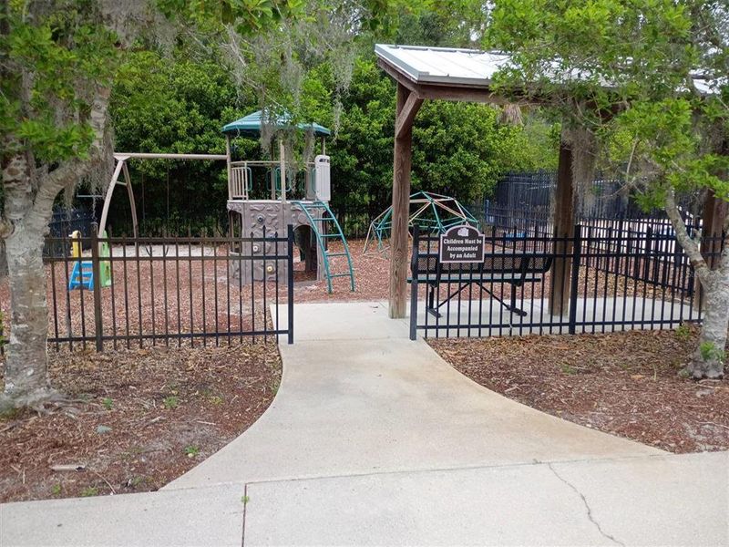 Community amenities in , Lake City (Image 69).