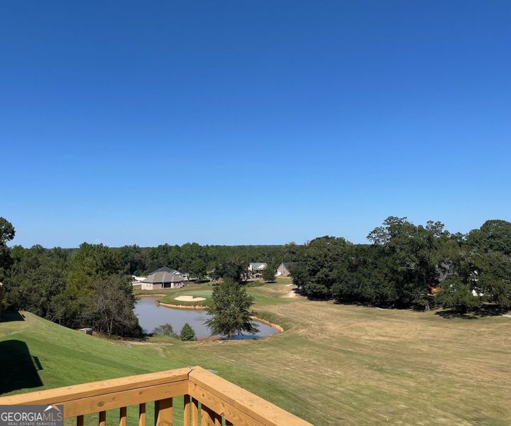Natural landscape and outdoor views near Oakview Estates in Macon (Image 43).