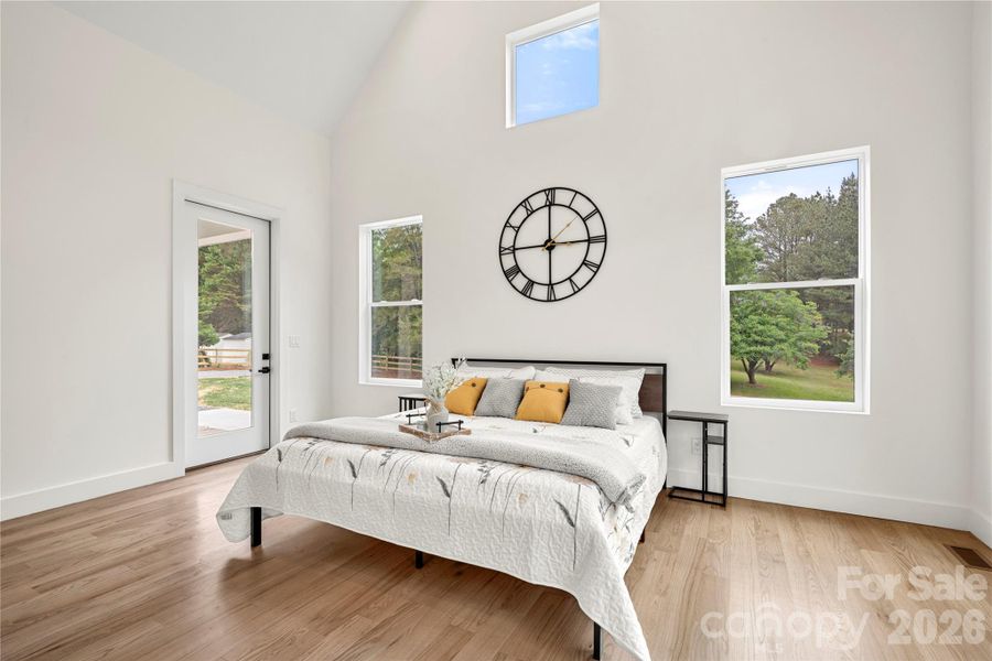 Furnished interior view inside a new home in , Monroe (Image 39).