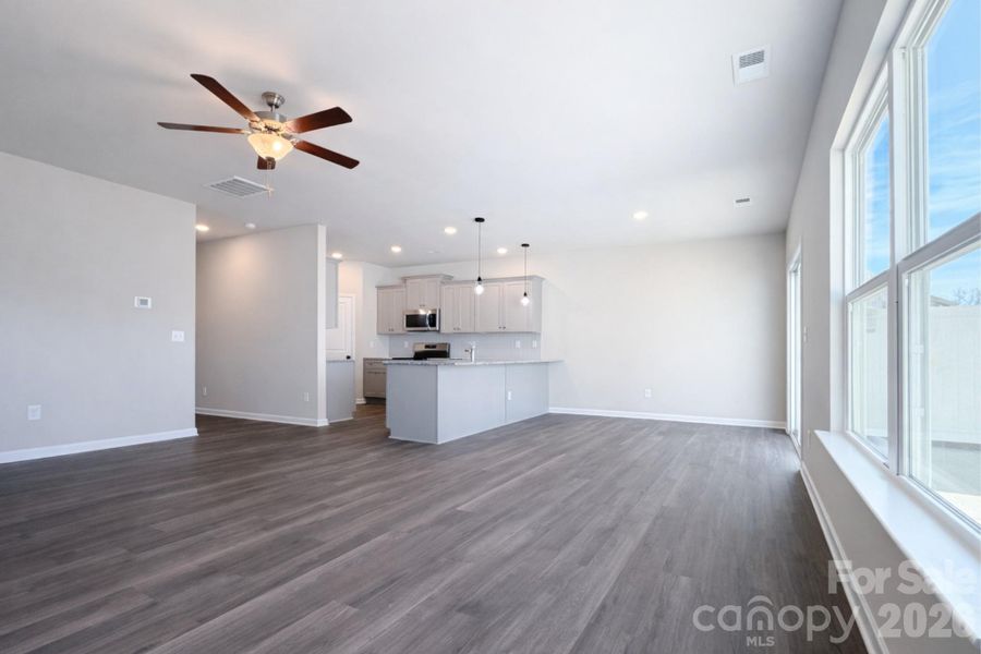 Spacious, unfurnished interior of a new home in , Charlotte (Image 27).