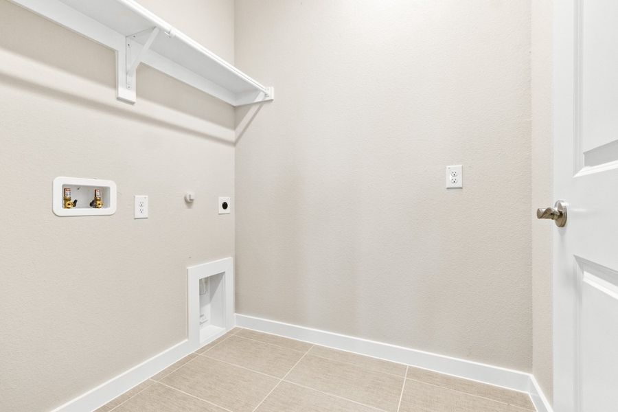Spacious, unfurnished interior of a new home in Woodbridge Villas, Wylie (Image 19). Spacious, unfurnished interior of a new home in Woodbridge Villas, Wylie (Image 19).