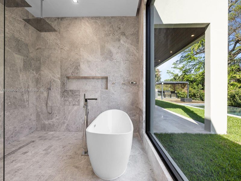 Exterior details and patio area of a home in , South Miami (Image 18).