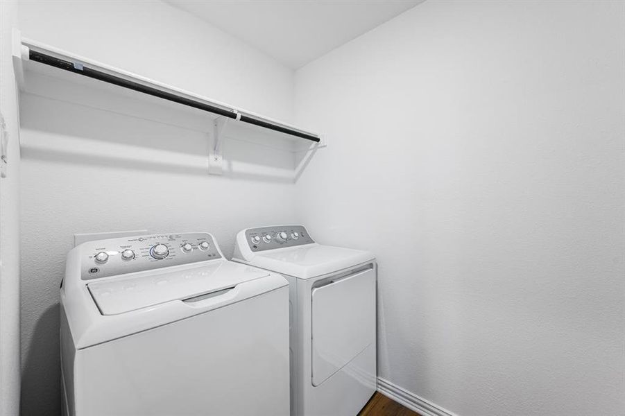 Furnished interior view inside a new home in River Ridge, Crandall (Image 9). Furnished interior view inside a new home in River Ridge, Crandall (Image 9).