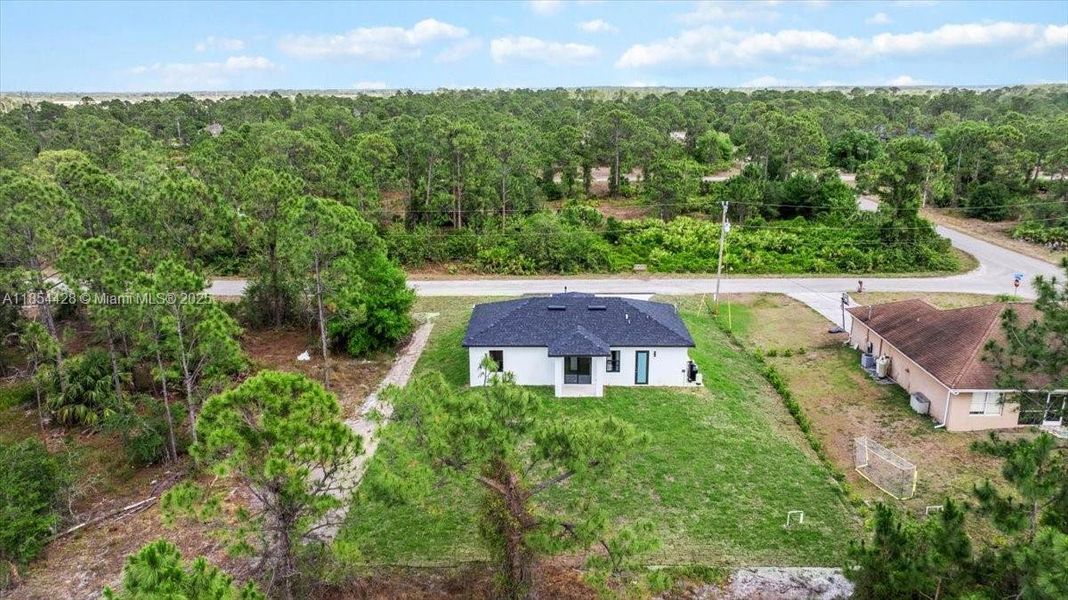 Image 32 of a home in . Image 32 of a home in .