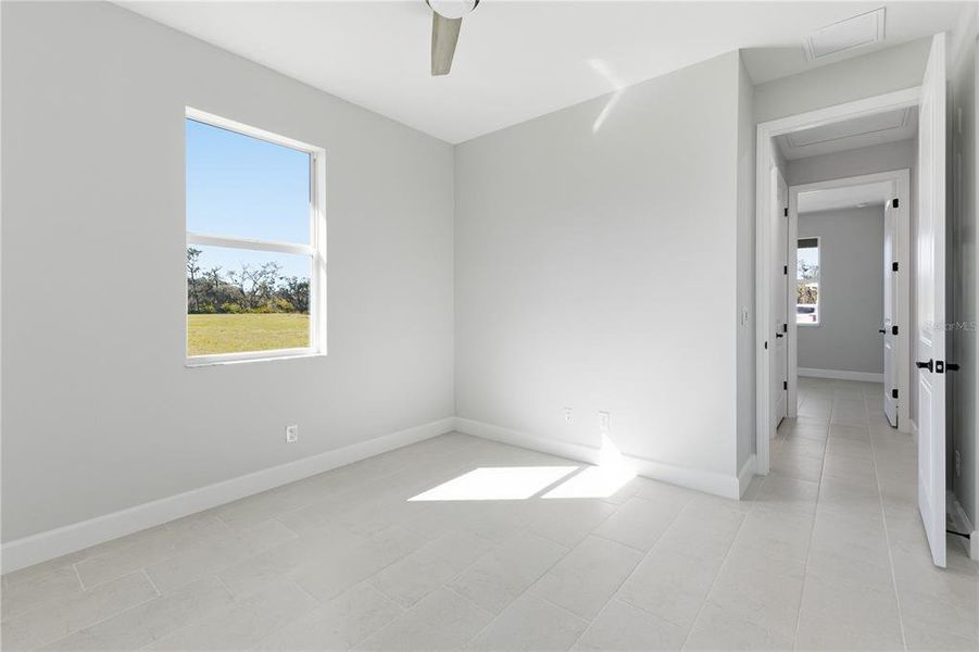 Spacious, unfurnished interior of a new home in , Englewood (Image 29).