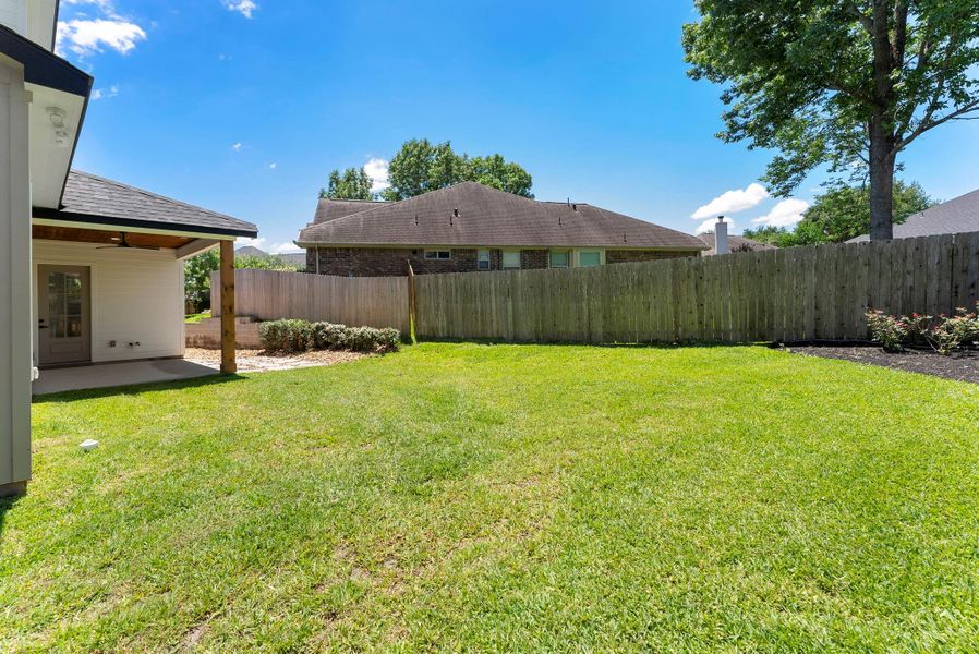 Exterior details and patio area of a home in , Montgomery (Image 29).