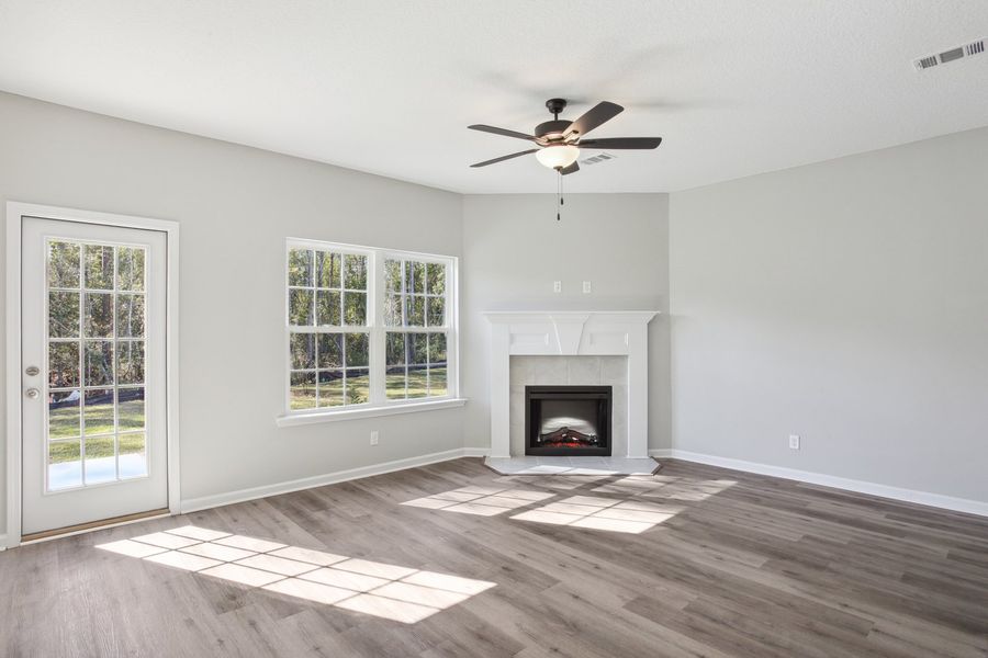 Representative unfurnished interior of a home built from the The Terrell by RTS Homes in Grand Reserve, Hinesville (Image 12). Representative unfurnished interior of a home built from the The Terrell by RTS Homes in Grand Reserve, Hinesville (Image 12).