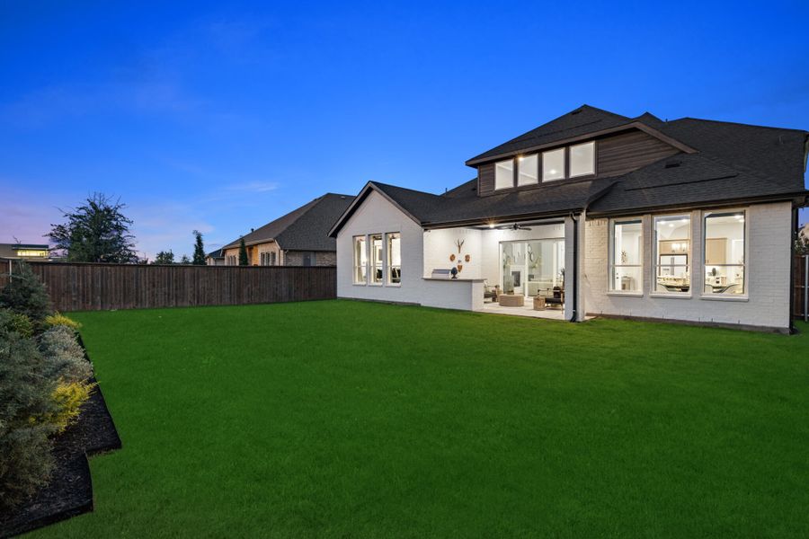 Representative exterior details of a home built from the Eastland by UnionMain Homes in Cambridge Crossing, Celina (Image 29). Representative exterior details of a home built from the Eastland by UnionMain Homes in Cambridge Crossing, Celina (Image 29).