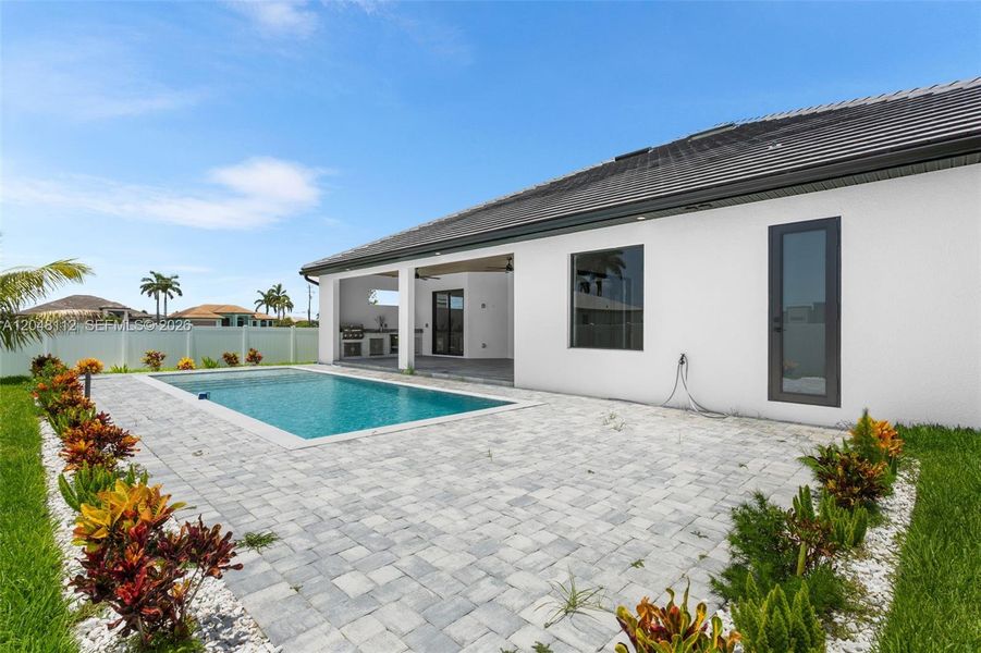 Plenty of room for extra activities and for your furry friends to run around!