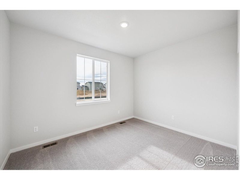 Spacious, unfurnished interior of a new home in Prairie Song, Windsor (Image 17).