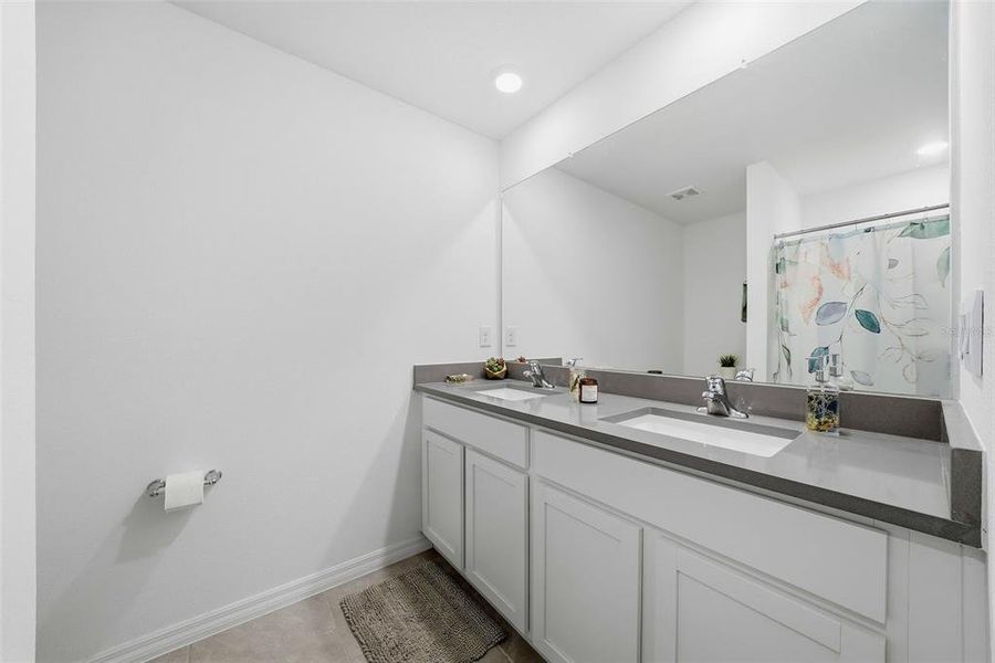 Furnished interior view inside a new home in Harvest Ridge, Zephyrhills (Image 18).