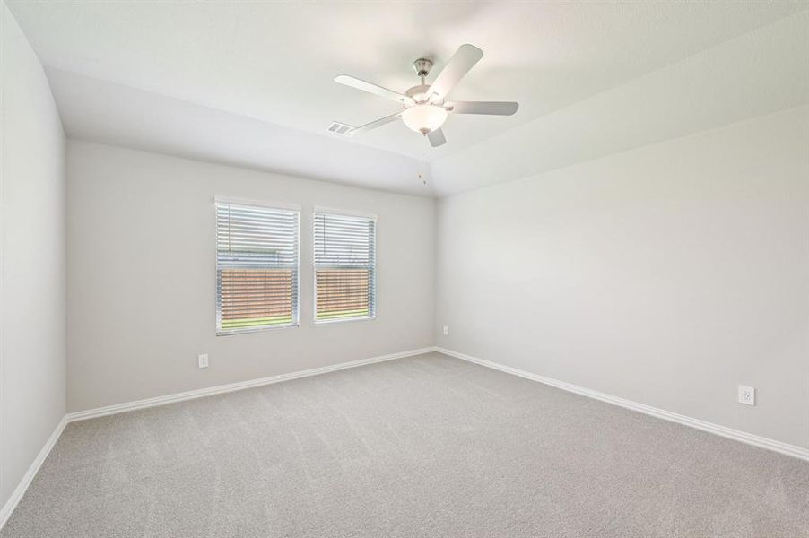 Photo is not of the actual home, but is an inspirational photo of builder’s model home and may depict options, furnishings, and/or decorator features that are not included. Photo is not of the actual home, but is an inspirational photo of builder’s model home and may depict options, furnishings, and/or decorator features that are not included.