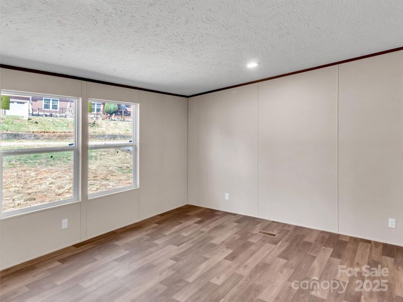 Spacious, unfurnished interior of a new home in , Waynesville (Image 14).