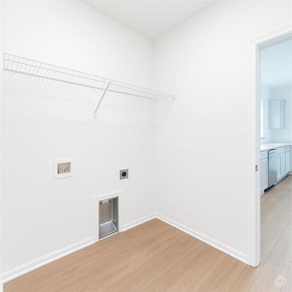 Spacious, unfurnished interior of a new home in Broadleaf, Parrish (Image 9).