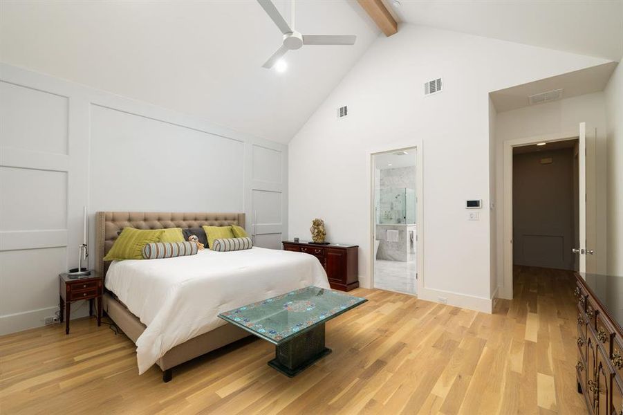 Furnished interior view inside a new home in , Dallas (Image 14).