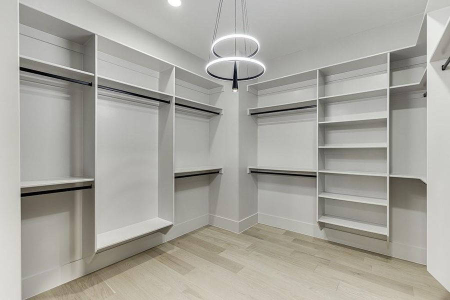 Image 72 of a home in .