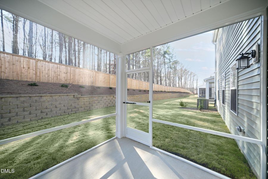 SUN_SherriDowns_Pic_Tessa-35