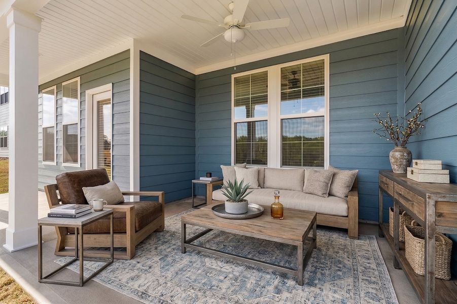 Representative exterior details of a home built from the Hunter - Vanguard Collection by Mungo Homes in Arcadia, Myrtle Beach (Image 3).
