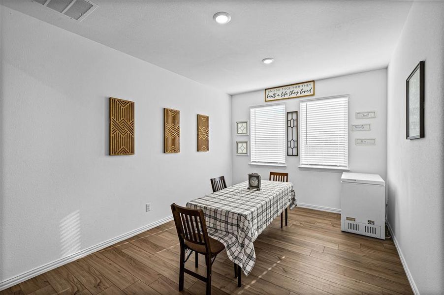 Furnished interior view inside a new home in Azle Grove, Azle (Image 18).