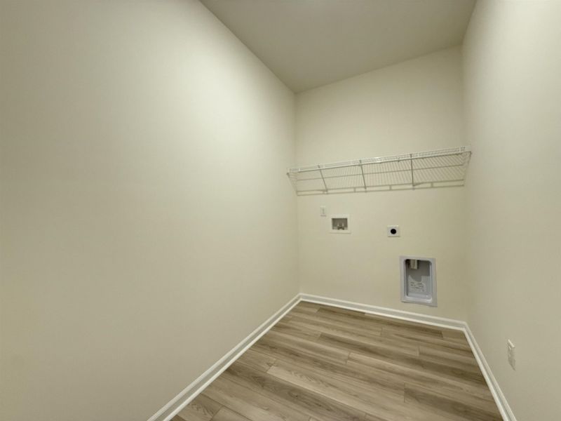 Spacious, unfurnished interior of a new home in Beach Gardens, Conway (Image 20). Spacious, unfurnished interior of a new home in Beach Gardens, Conway (Image 20).