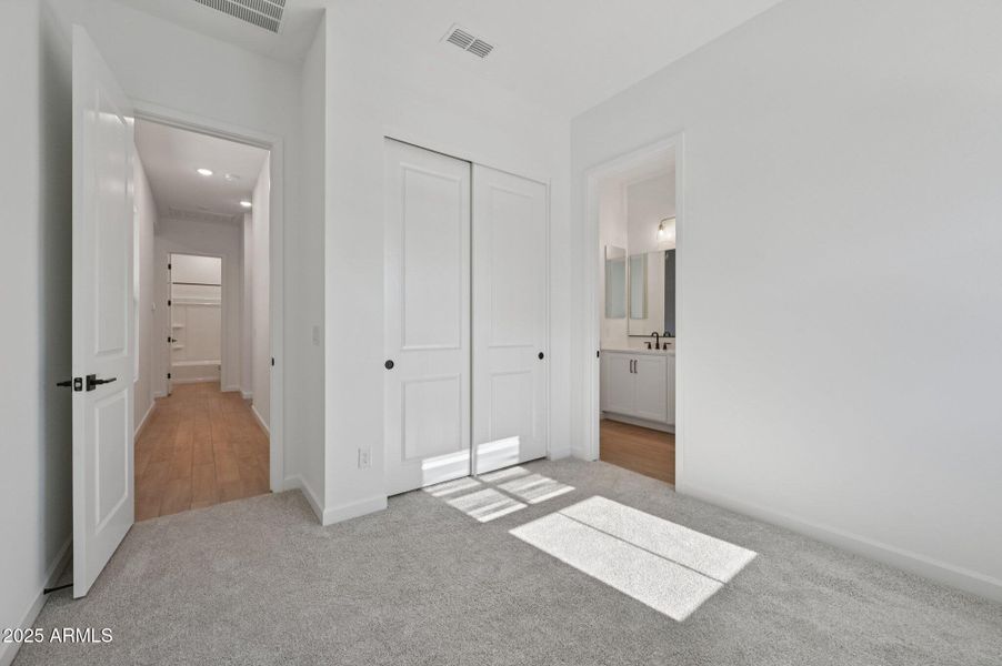 46-web-or-mls-E Stirrup St-S1212-046 46-web-or-mls-E Stirrup St-S1212-046