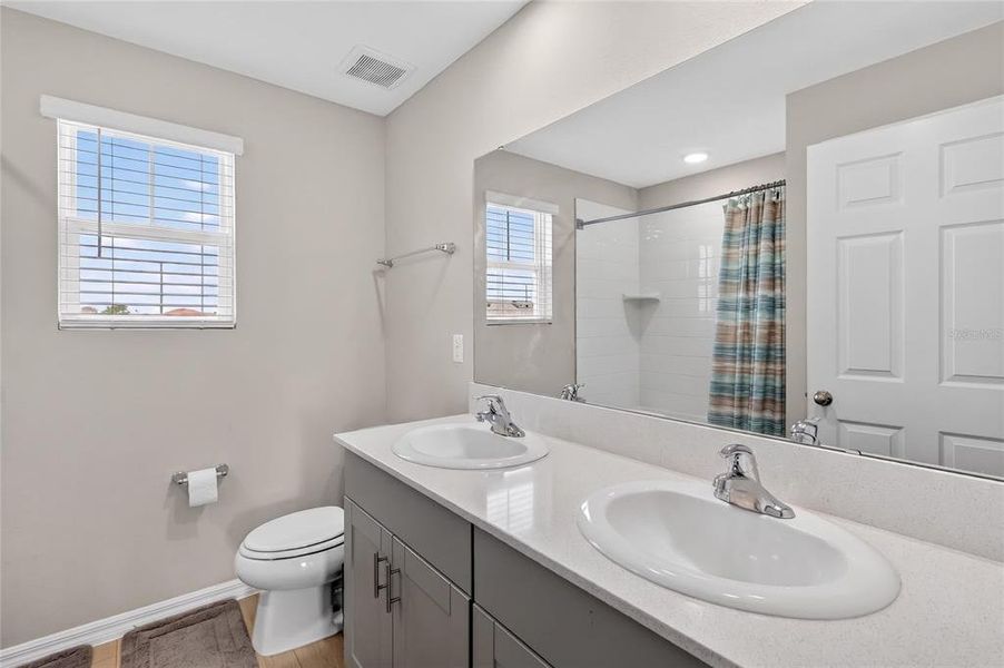 Furnished interior view inside a new home in Scenic Terrace, Haines City (Image 16).