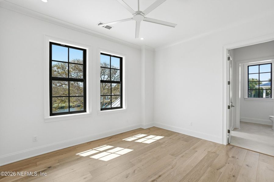 Spacious, unfurnished interior of a new home in , Ponte Vedra Beach (Image 67).