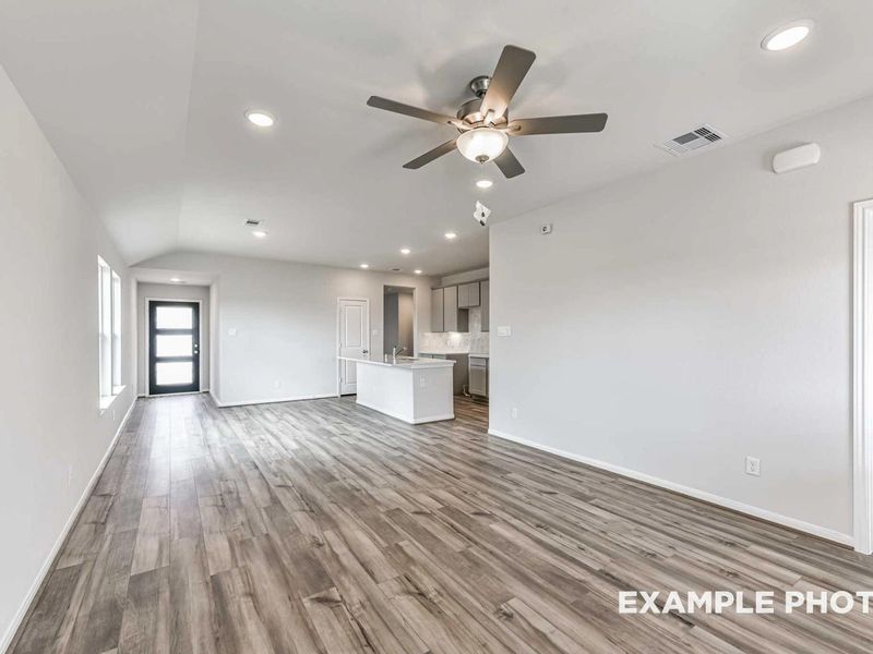 Representative unfurnished interior of a home built from the The Costa A by Davidson Homes LLC in Sunterra, Katy (Image 16).
