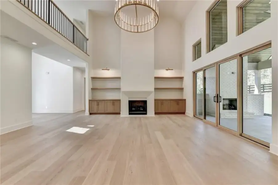 Spacious, unfurnished interior of a new home in Lyndon Creek, Milton (Image 59).