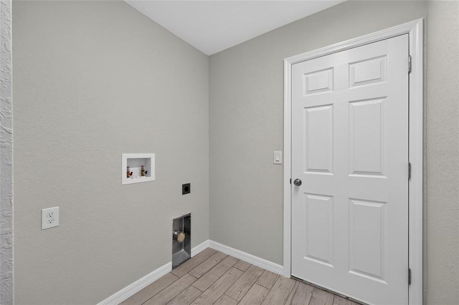 Spacious, unfurnished interior of a new home in , Ocala (Image 28). Spacious, unfurnished interior of a new home in , Ocala (Image 28).