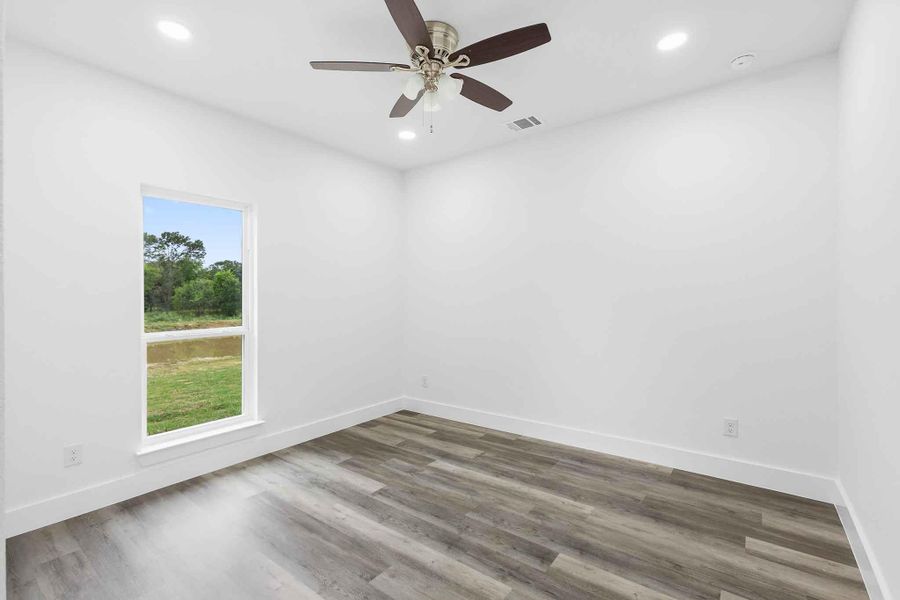 Spacious, unfurnished interior of a new home in , Lockhart (Image 22). Spacious, unfurnished interior of a new home in , Lockhart (Image 22).