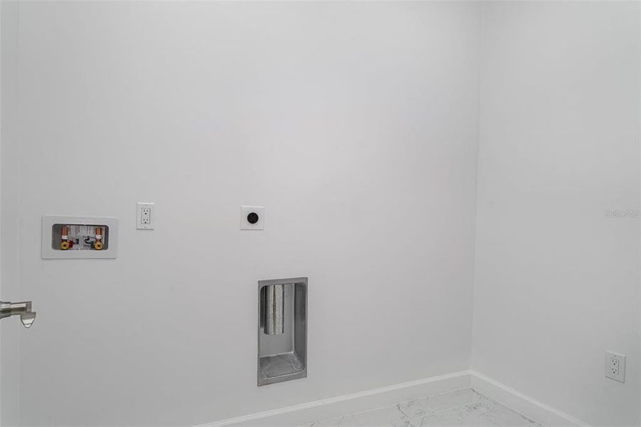 Image 34 of a home in .