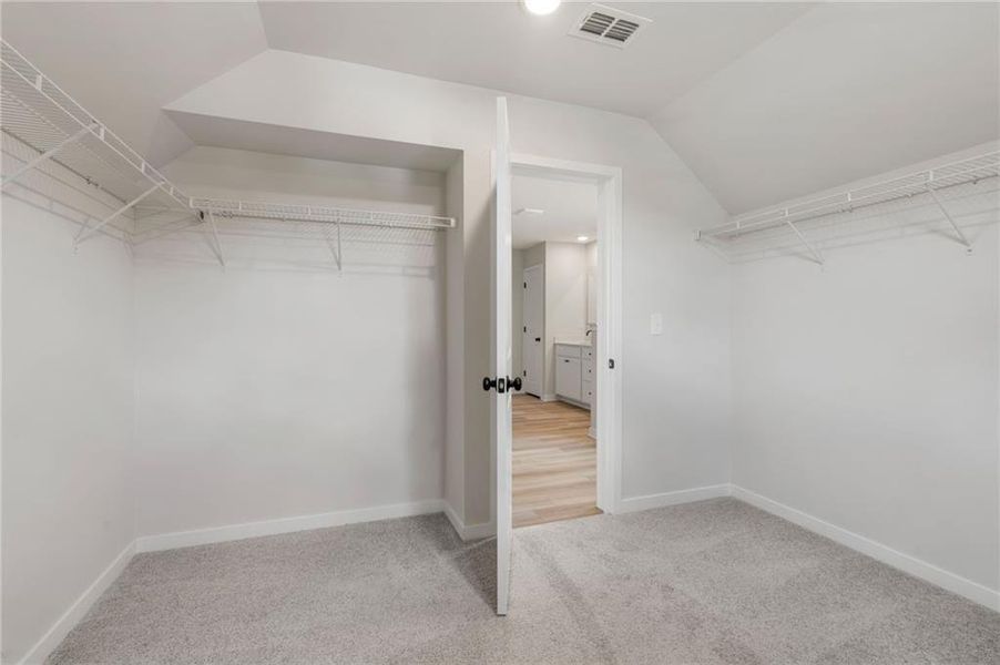 Spacious, unfurnished interior of a new home in Windsong Estates, McDonough (Image 19).